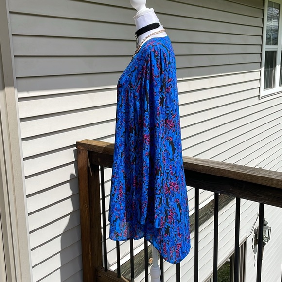 Pretty Shift Dress by Express - Picture 6 of 16